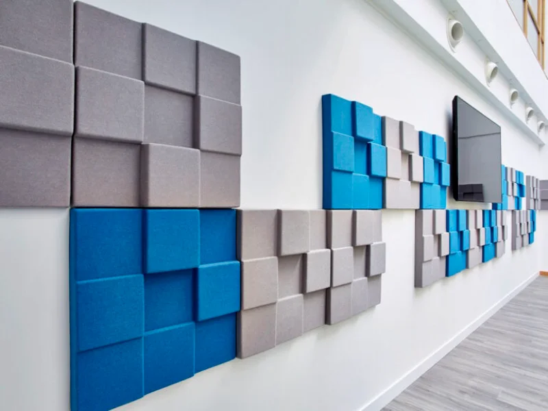 Qianqiao Felt fabric wrapped acoustic panels installed in a conference room to enhance sound quality and create a premium interior appearance.